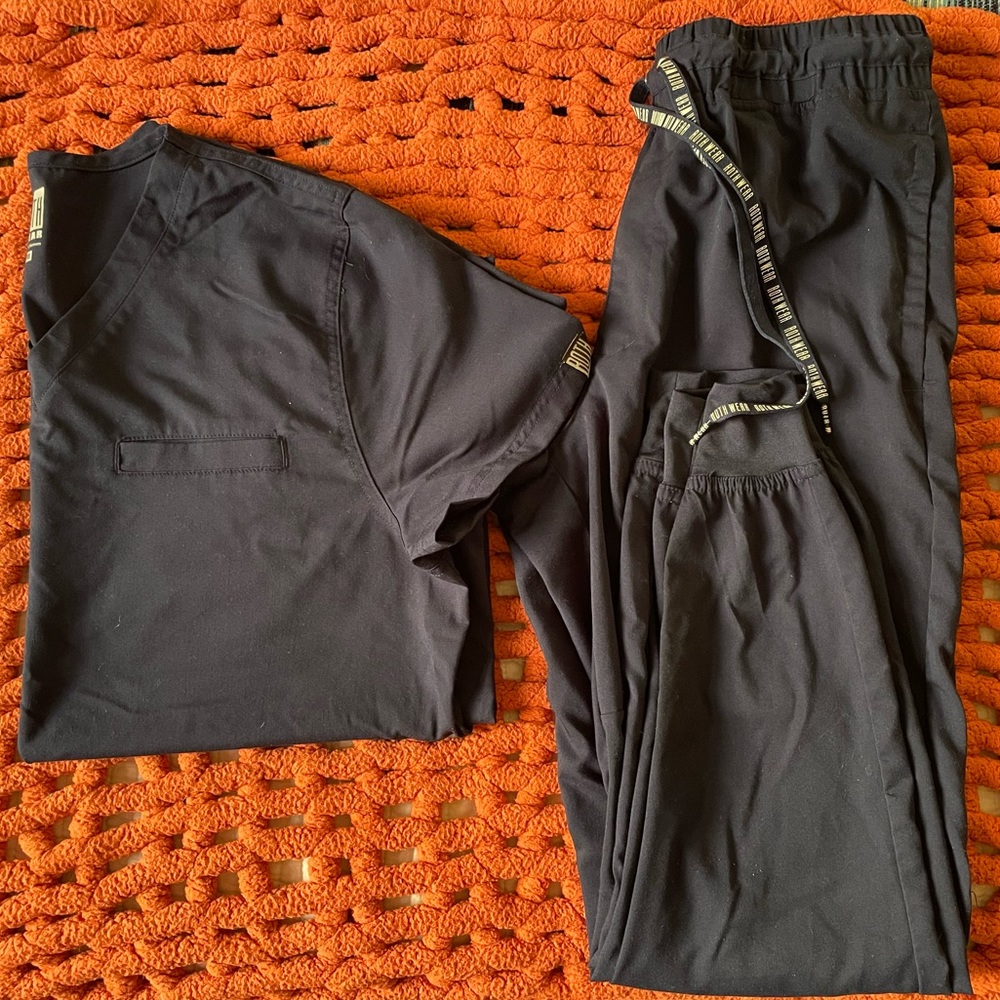 Men’s Medium scrub set - navy (jogger style)